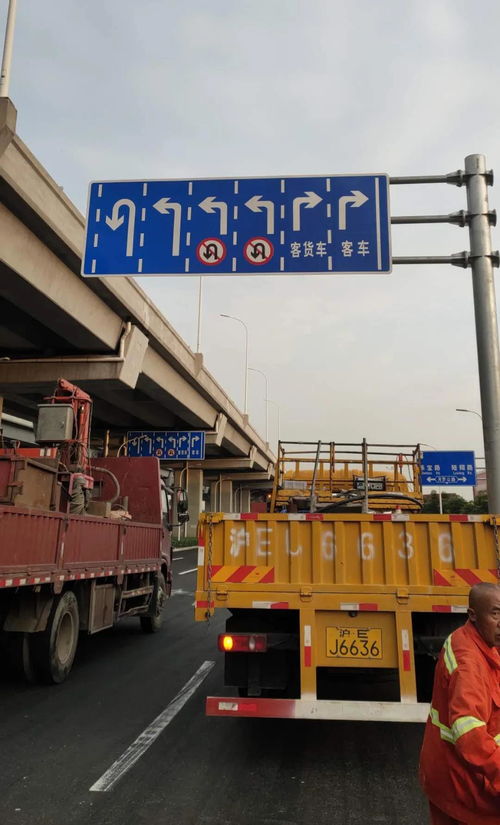 优化措施试运行一个月,S7沪崇高速月罗公路下匝道路口通行速度提升近30